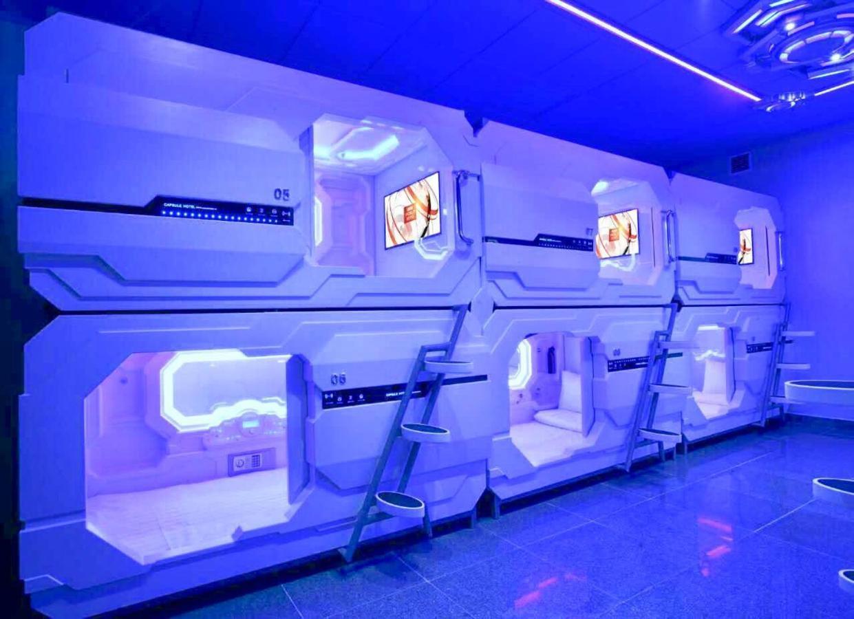 Bestow Capsule Hostel Kuala Lumpur Exterior photo