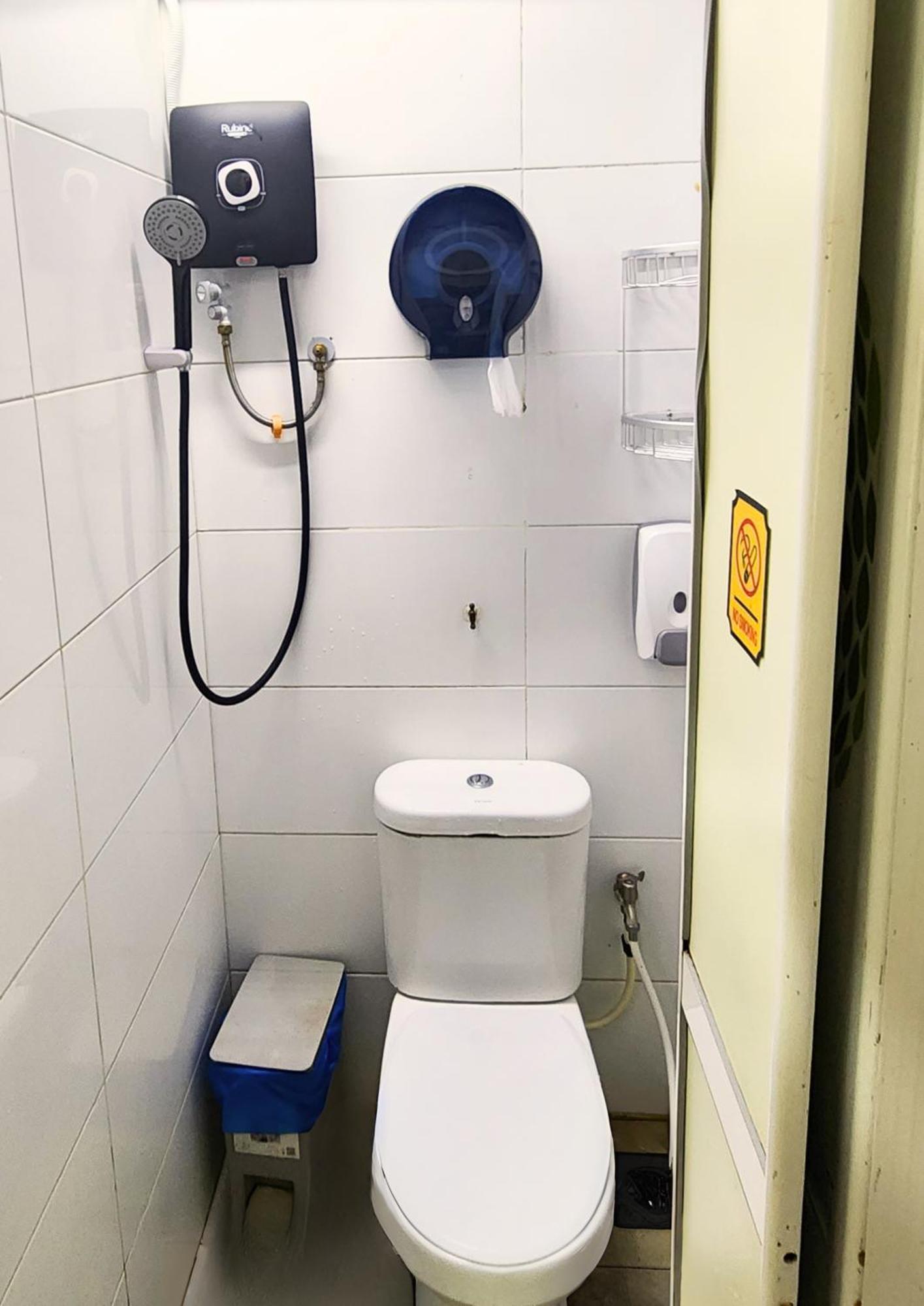 Bestow Capsule Hostel Kuala Lumpur Exterior photo